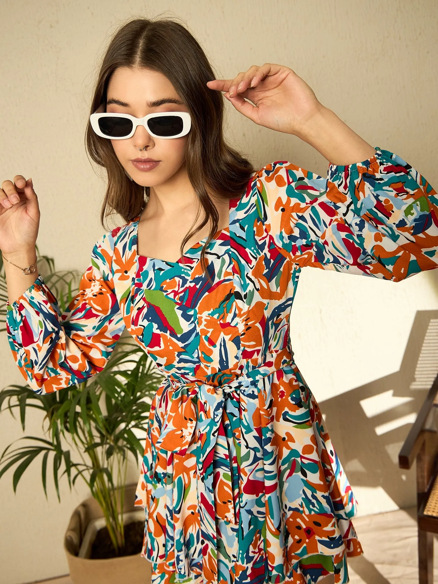 Berrylush Women White Sweetheart Neck Abstract Print Long Sleeves Mini Jumpsuit