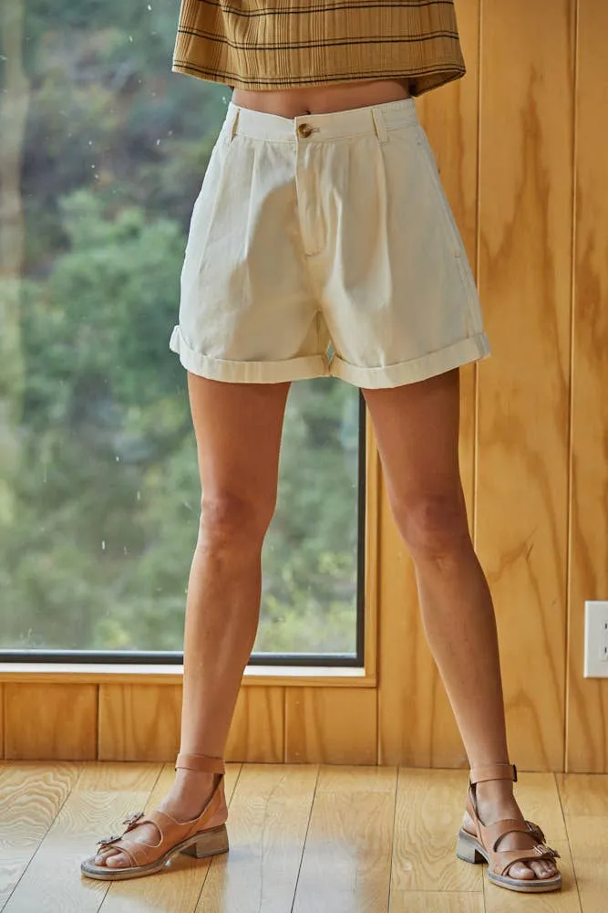 Harley Shorts in Cream