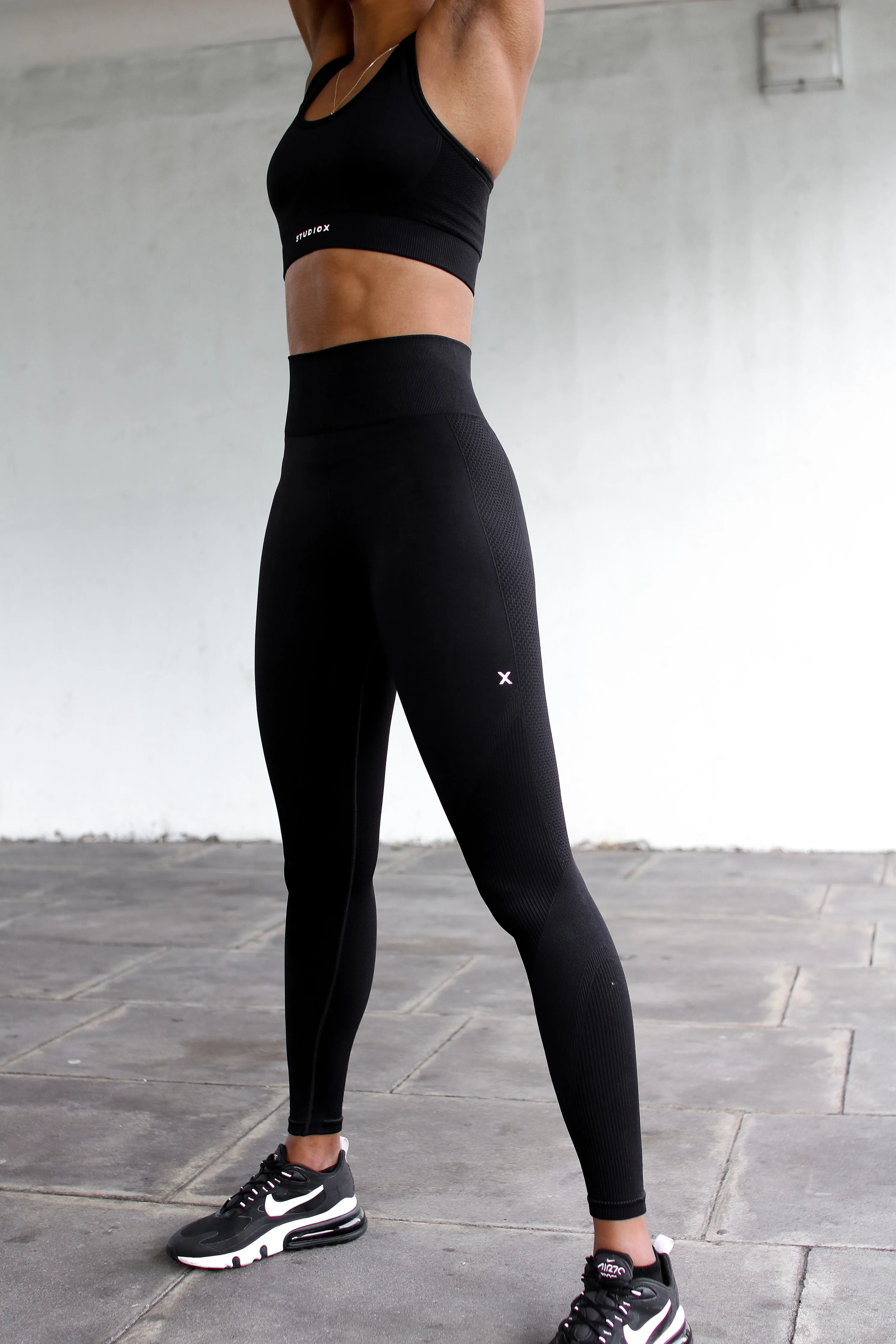 SIGNATURE SEAMLESS LEGGINGS